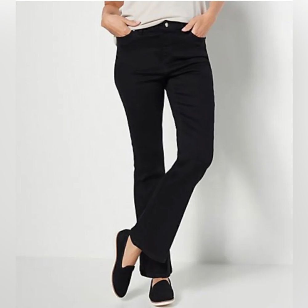 Denim & Co. Easy Stretch Denim Petite Pull-On Bootcut Jeans